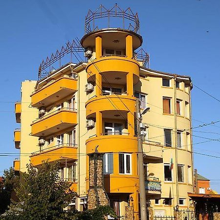 רבדה Семеен Хотел Бостън מראה חיצוני תמונה