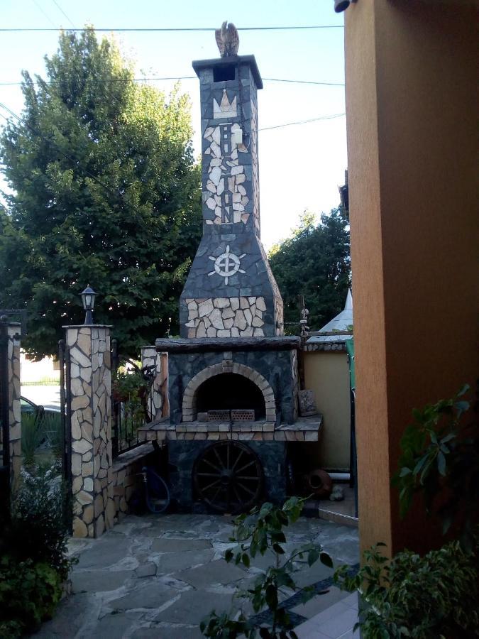 רבדה Семеен Хотел Бостън מראה חיצוני תמונה