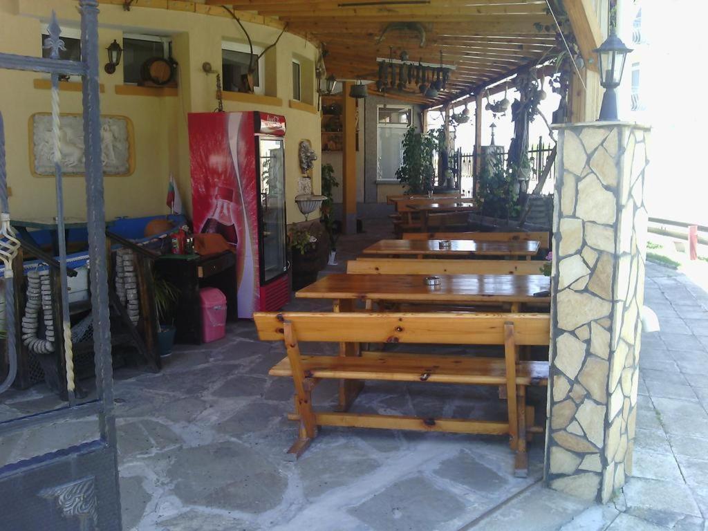 רבדה Семеен Хотел Бостън מראה חיצוני תמונה
